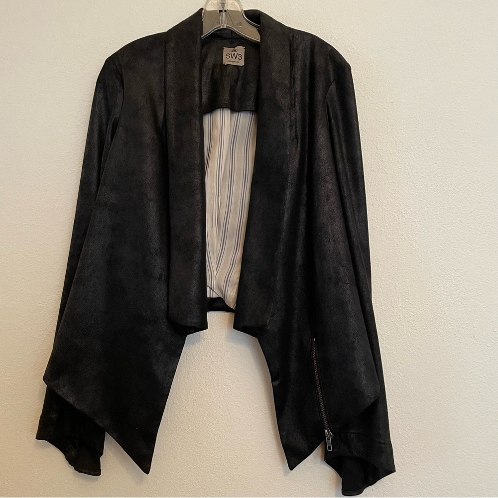 SW3 Bespoke Women’s Black Faux Leather Jacket Size S Asymmetrical‎